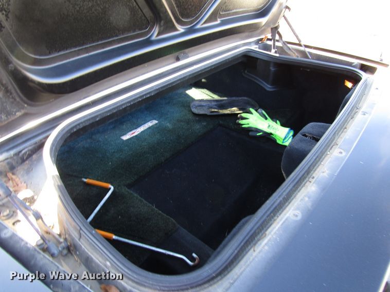 image for item DH8275 2001 Chevrolet Corvette