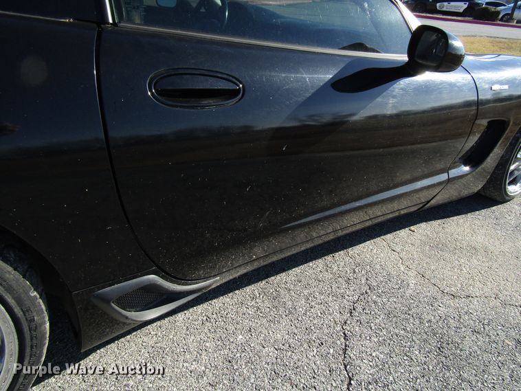 image for item DH8275 2001 Chevrolet Corvette