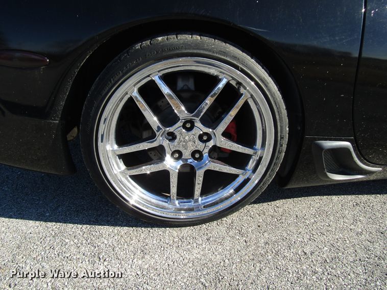 image for item DH8275 2001 Chevrolet Corvette