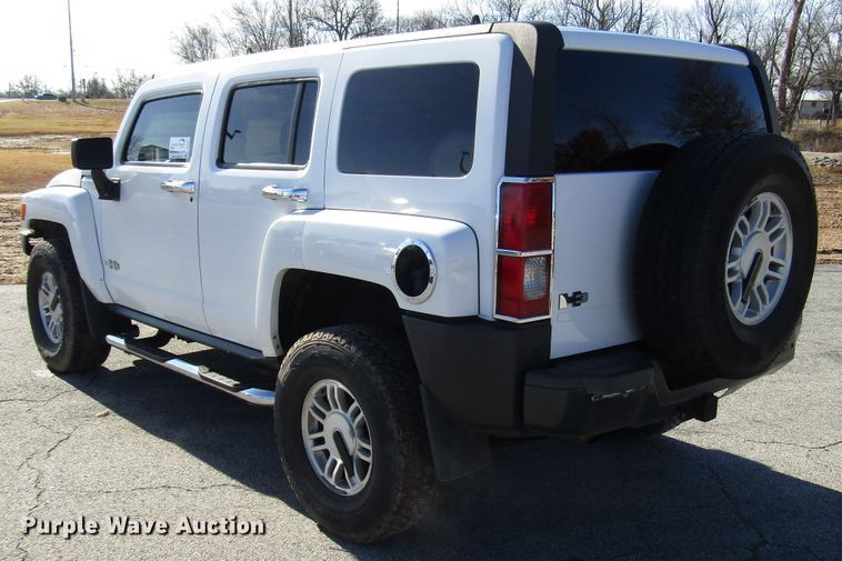 image for item DH8277 2006 Hummer H3 SUV