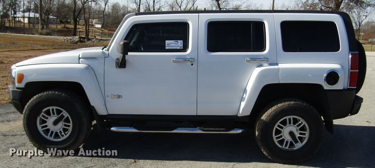 image for item DH8277 2006 Hummer H3 SUV