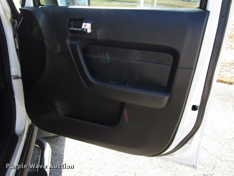 image for item DH8277 2006 Hummer H3 SUV