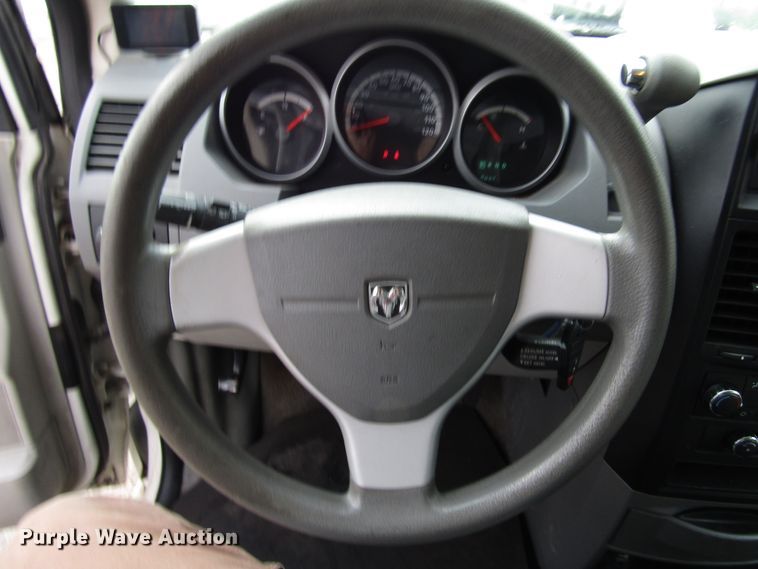 image for item DH8392 2009 Dodge Grand Caravan handicap accessible van