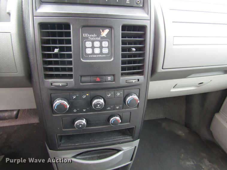 image for item DH8392 2009 Dodge Grand Caravan handicap accessible van