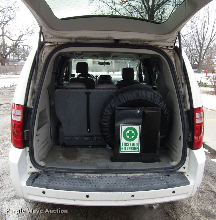 image for item DH8392 2009 Dodge Grand Caravan handicap accessible van