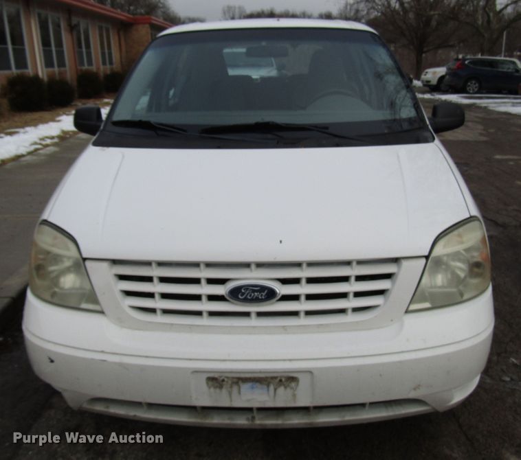 image for item DH8393 2004 Ford Freestar van