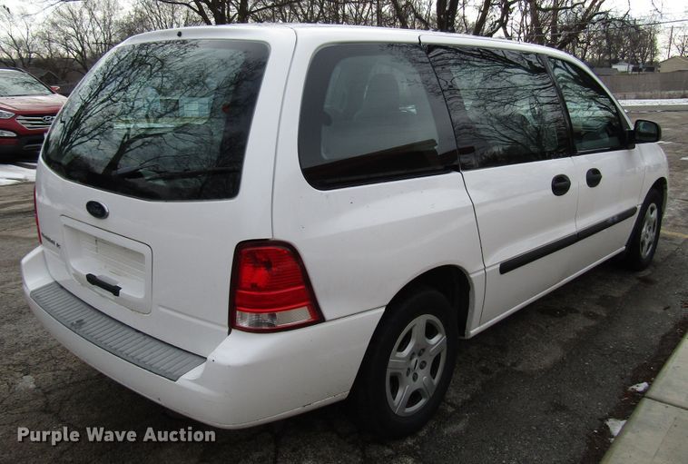 image for item DH8393 2004 Ford Freestar van