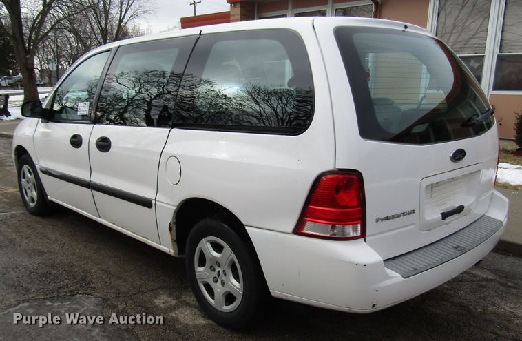 image for item DH8393 2004 Ford Freestar van