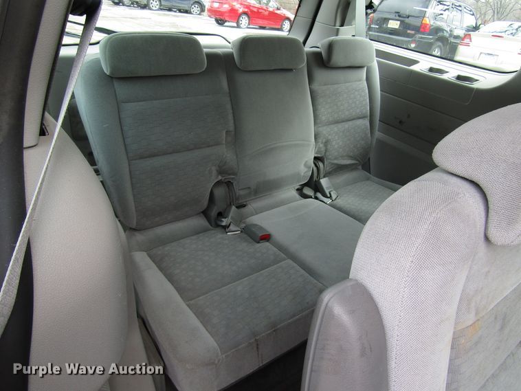 image for item DH8393 2004 Ford Freestar van