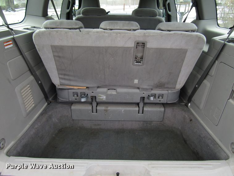 image for item DH8393 2004 Ford Freestar van