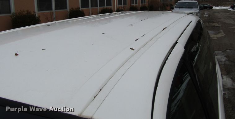 image for item DH8393 2004 Ford Freestar van