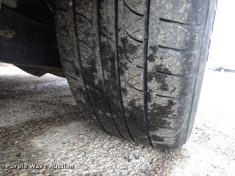 image for item DH8393 2004 Ford Freestar van