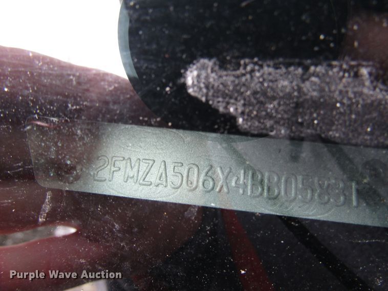 image for item DH8393 2004 Ford Freestar van