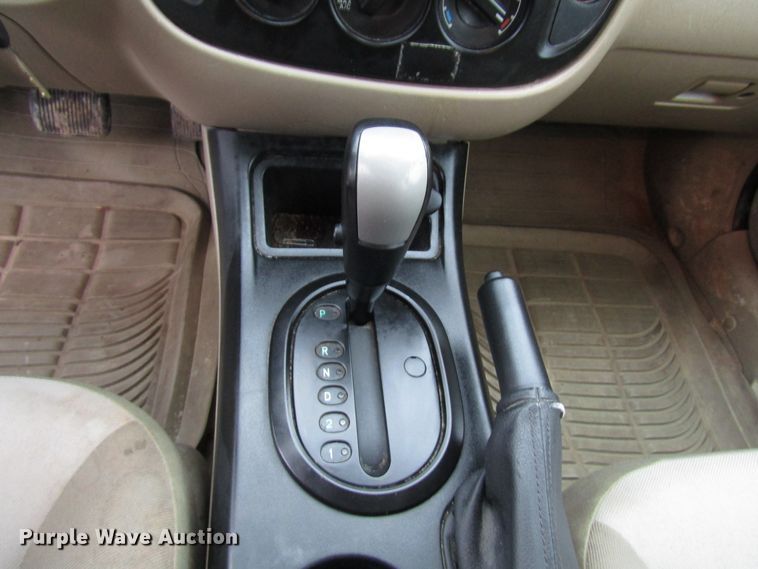 image for item DH8410 2007 Ford Escape SUV