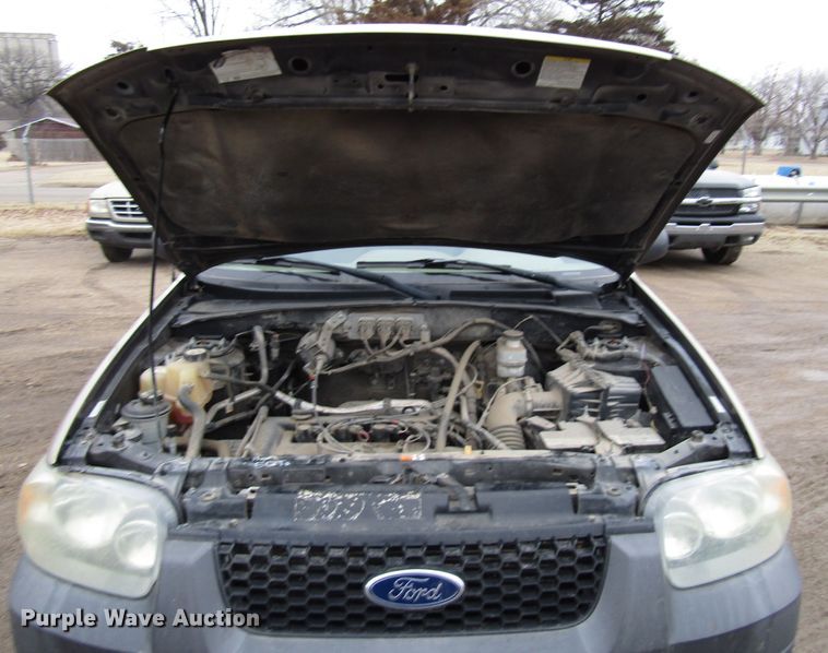 image for item DH8410 2007 Ford Escape SUV