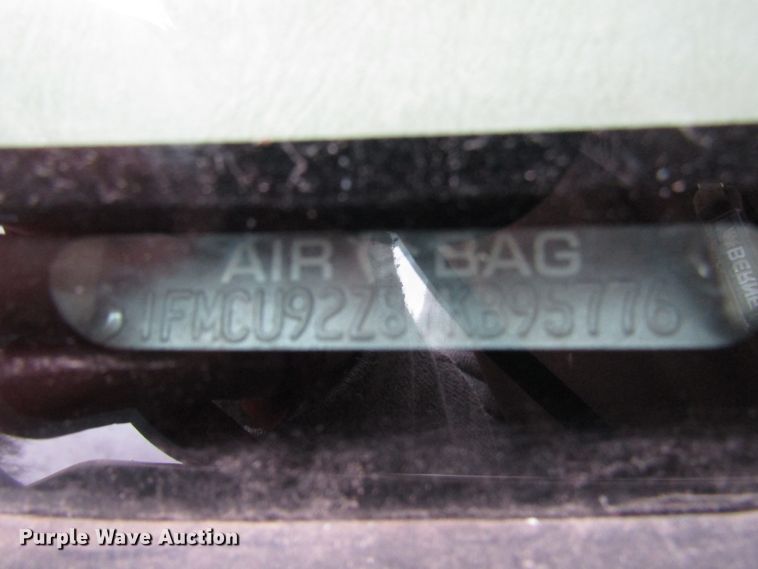 image for item DH8410 2007 Ford Escape SUV