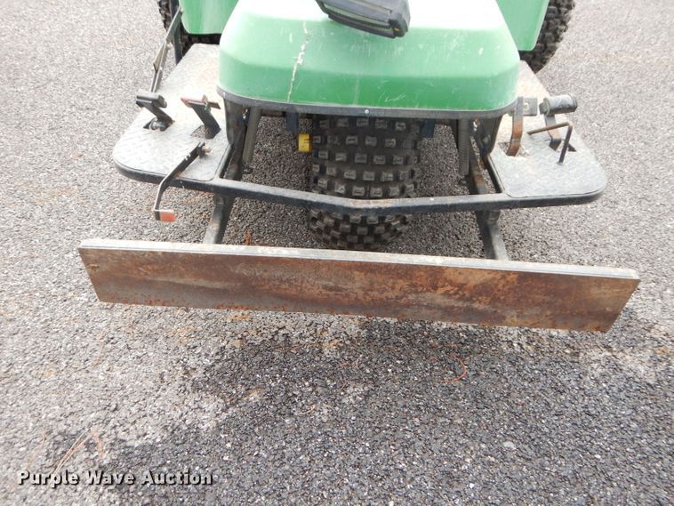 image for item DI9208 John Deere 1200A bunker rake