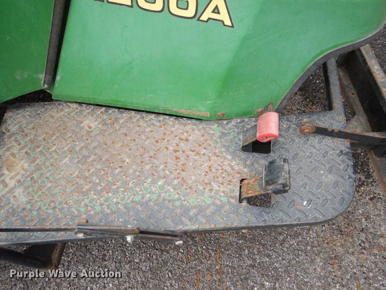 image for item DI9208 John Deere 1200A bunker rake