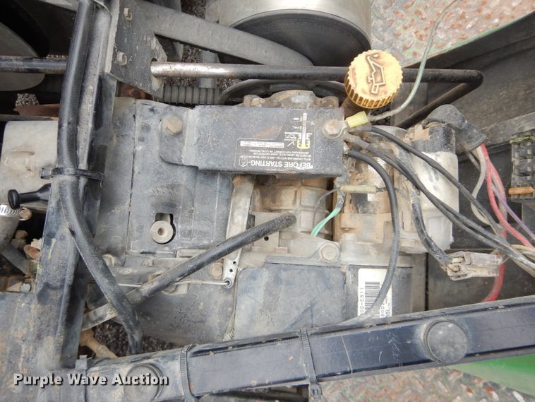 image for item DI9208 John Deere 1200A bunker rake