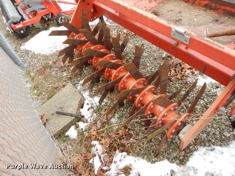 image for item DI9210 Wiedenmann Terra-Combi TC160 aerator/seeder