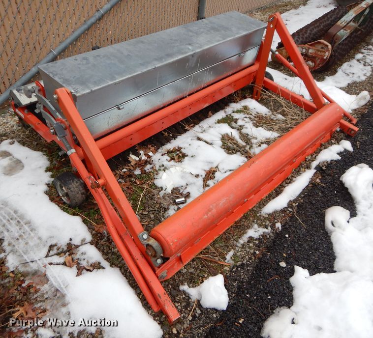 image for item DI9210 Wiedenmann Terra-Combi TC160 aerator/seeder