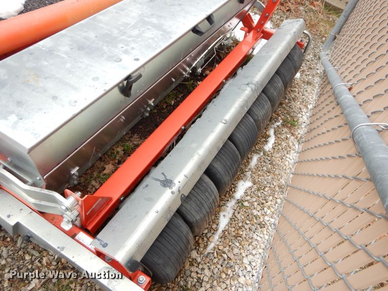 image for item DI9210 Wiedenmann Terra-Combi TC160 aerator/seeder