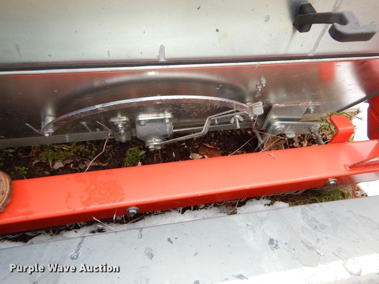 image for item DI9210 Wiedenmann Terra-Combi TC160 aerator/seeder