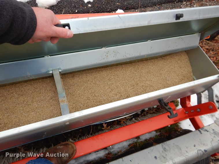 image for item DI9210 Wiedenmann Terra-Combi TC160 aerator/seeder