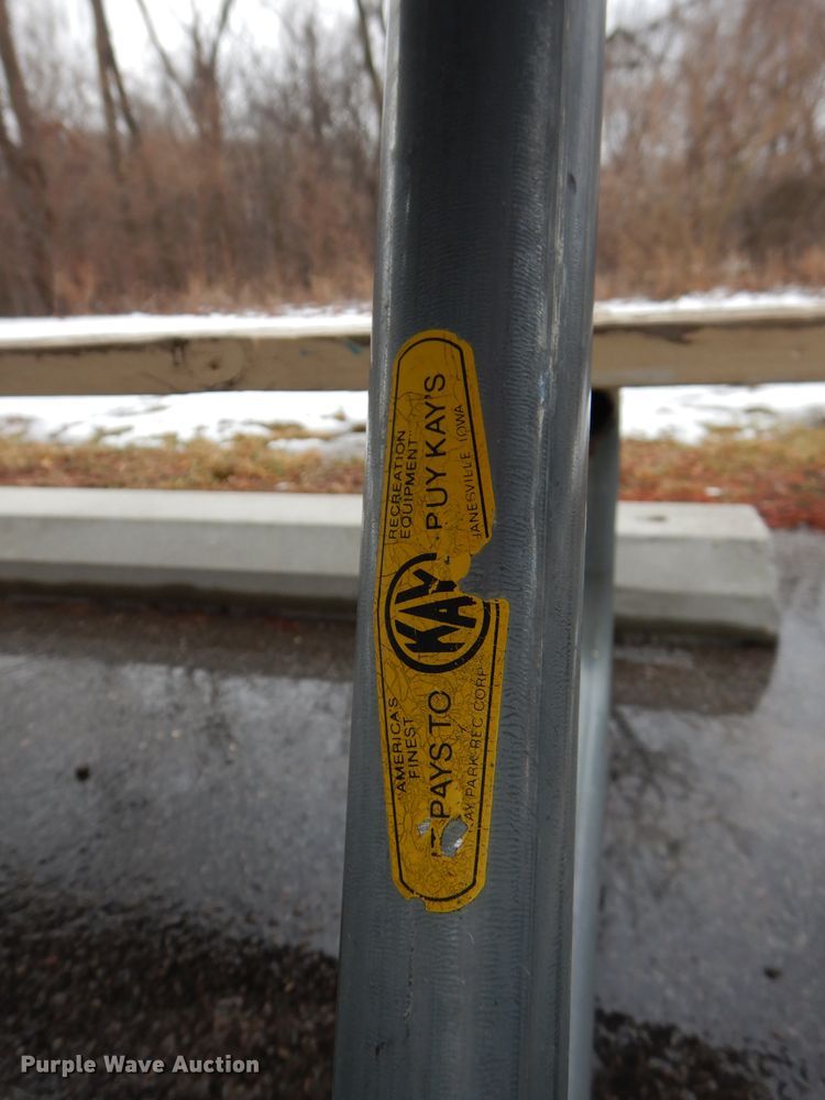 image for item DI9211 (14) picnic tables