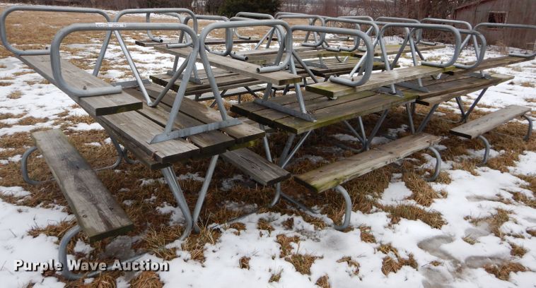 image for item DI9212 Approximately 20 picnic tables
