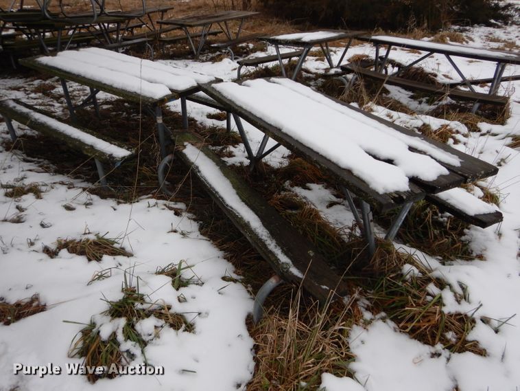 image for item DI9213 Approximately 20 picnic tables