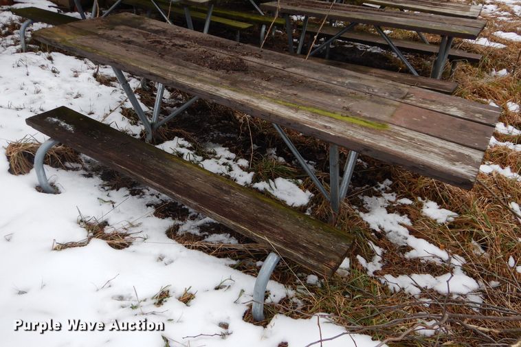 image for item DI9214 Approximately 20 picnic tables