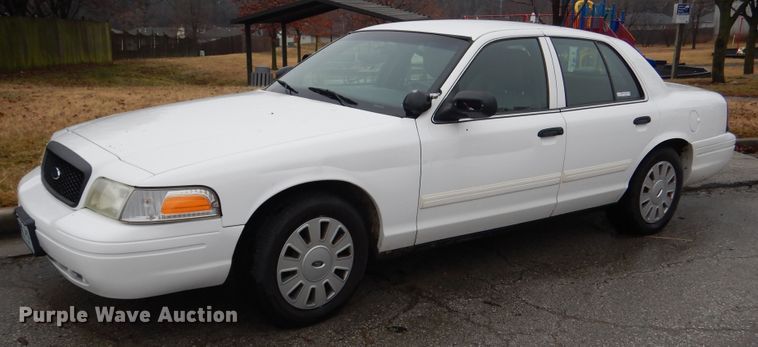 image for item EK9141 2011 Ford Crown Victoria Police Interceptor