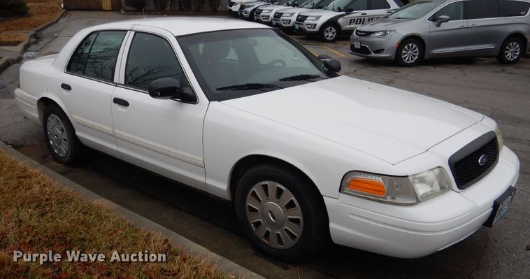 image for item EK9141 2011 Ford Crown Victoria Police Interceptor