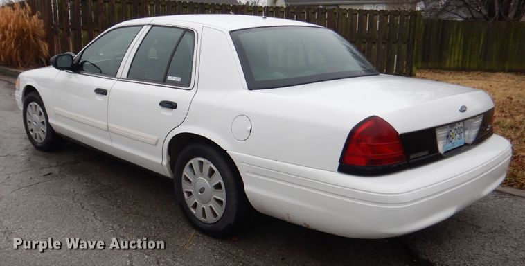 image for item EK9141 2011 Ford Crown Victoria Police Interceptor