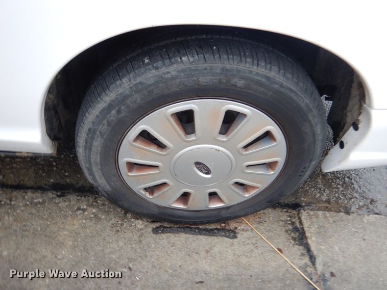 image for item EK9141 2011 Ford Crown Victoria Police Interceptor