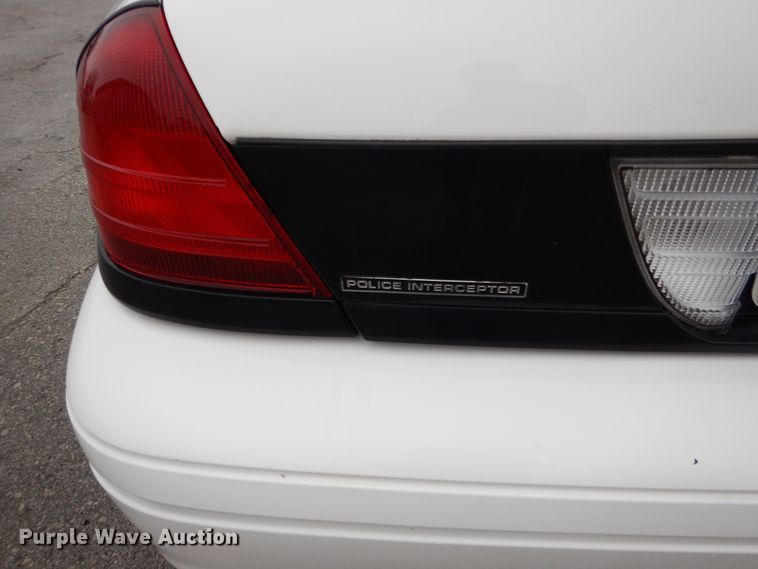 image for item EK9141 2011 Ford Crown Victoria Police Interceptor