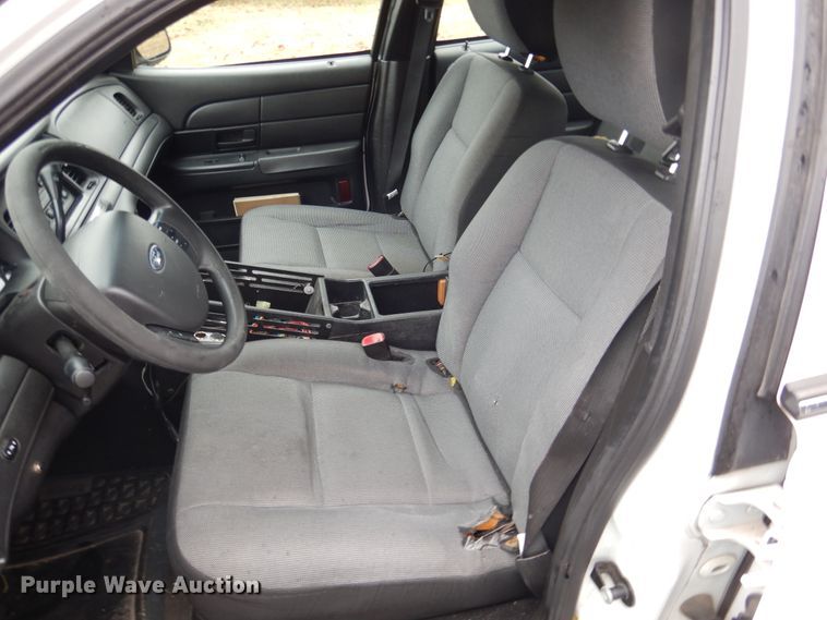 image for item EK9141 2011 Ford Crown Victoria Police Interceptor