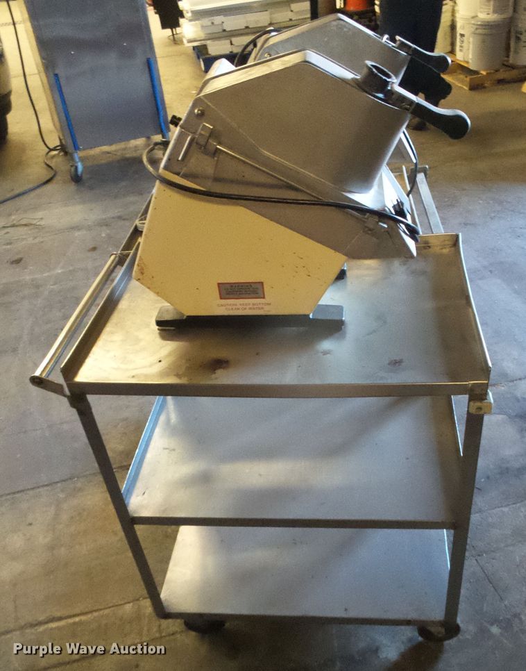 Ditto Dean food processor in Dodge City, KS | Item EL9082 sold | Purple ...