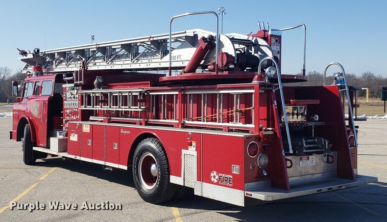 image for item EL9761 1978 Ford 8000 Seagrave aerial ladder fire truck