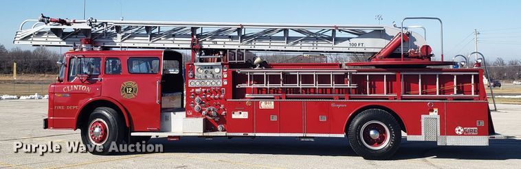 image for item EL9761 1978 Ford 8000 Seagrave aerial ladder fire truck