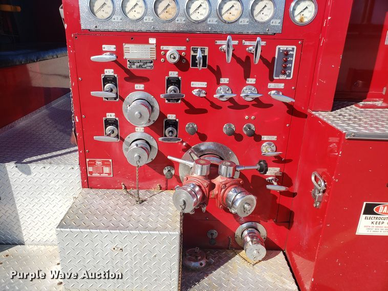 image for item EL9761 1978 Ford 8000 Seagrave aerial ladder fire truck