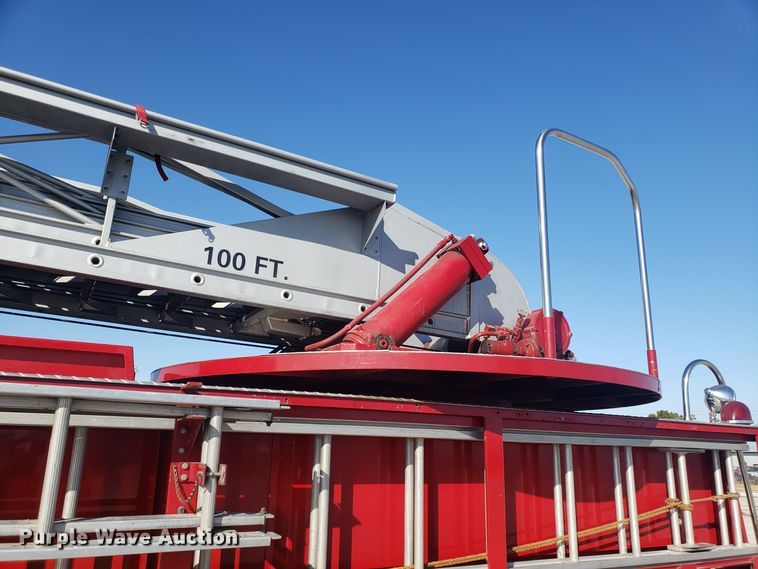 image for item EL9761 1978 Ford 8000 Seagrave aerial ladder fire truck