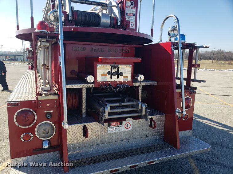 image for item EL9761 1978 Ford 8000 Seagrave aerial ladder fire truck