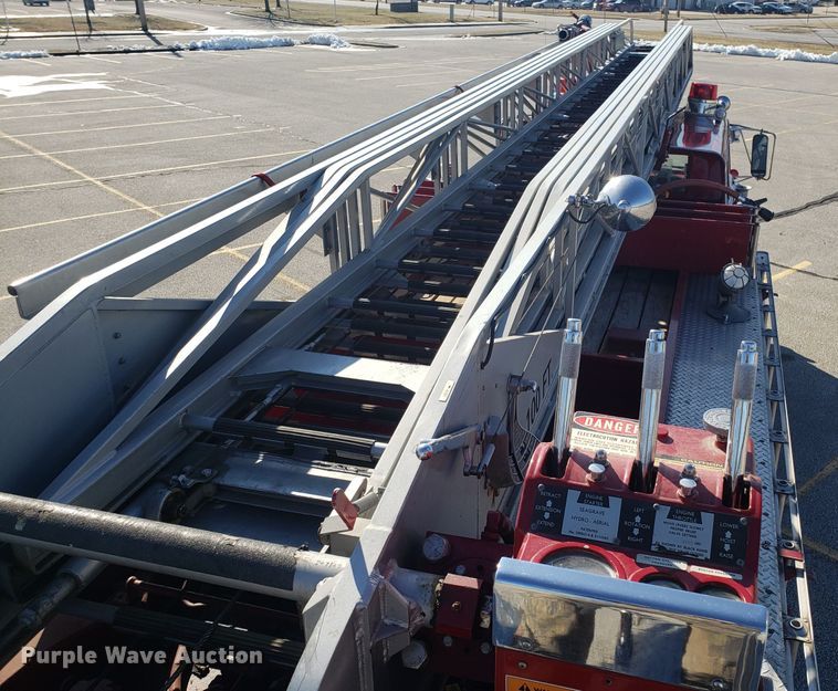image for item EL9761 1978 Ford 8000 Seagrave aerial ladder fire truck