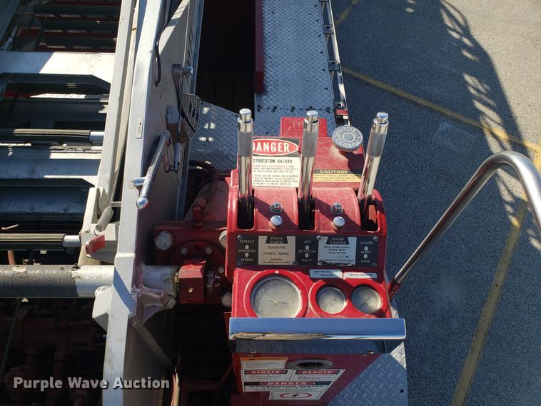 image for item EL9761 1978 Ford 8000 Seagrave aerial ladder fire truck
