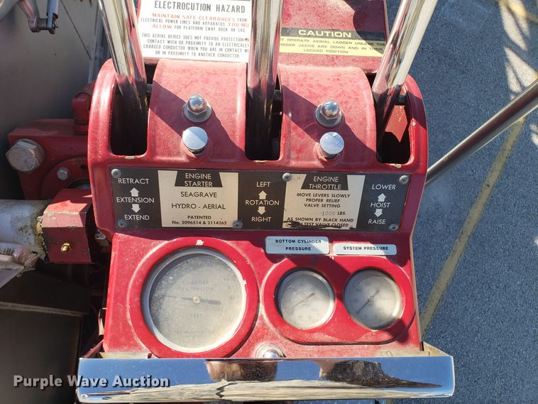 image for item EL9761 1978 Ford 8000 Seagrave aerial ladder fire truck