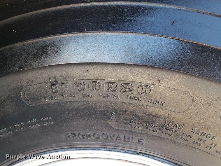 image for item EL9761 1978 Ford 8000 Seagrave aerial ladder fire truck