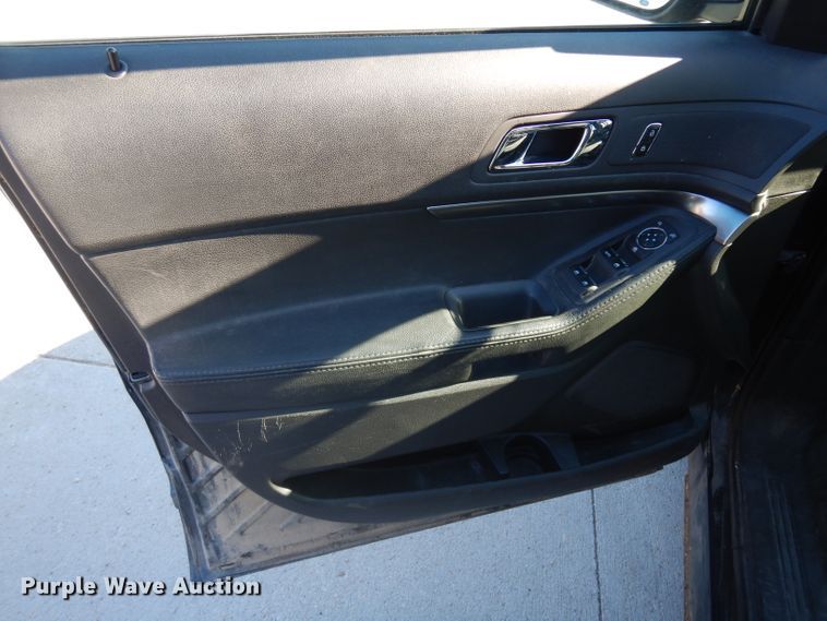 image for item ER9799 2013 Ford Explorer Police SUV