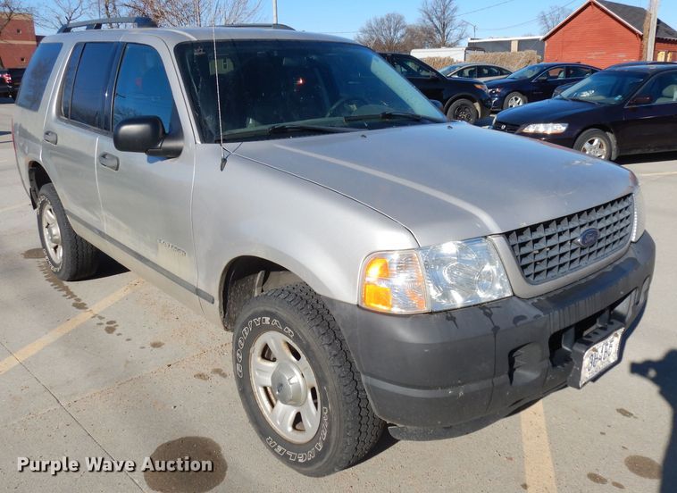 image for item ER9801 2004 Ford Explorer SUV